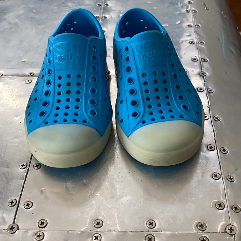 Native shoes size 8 toddler